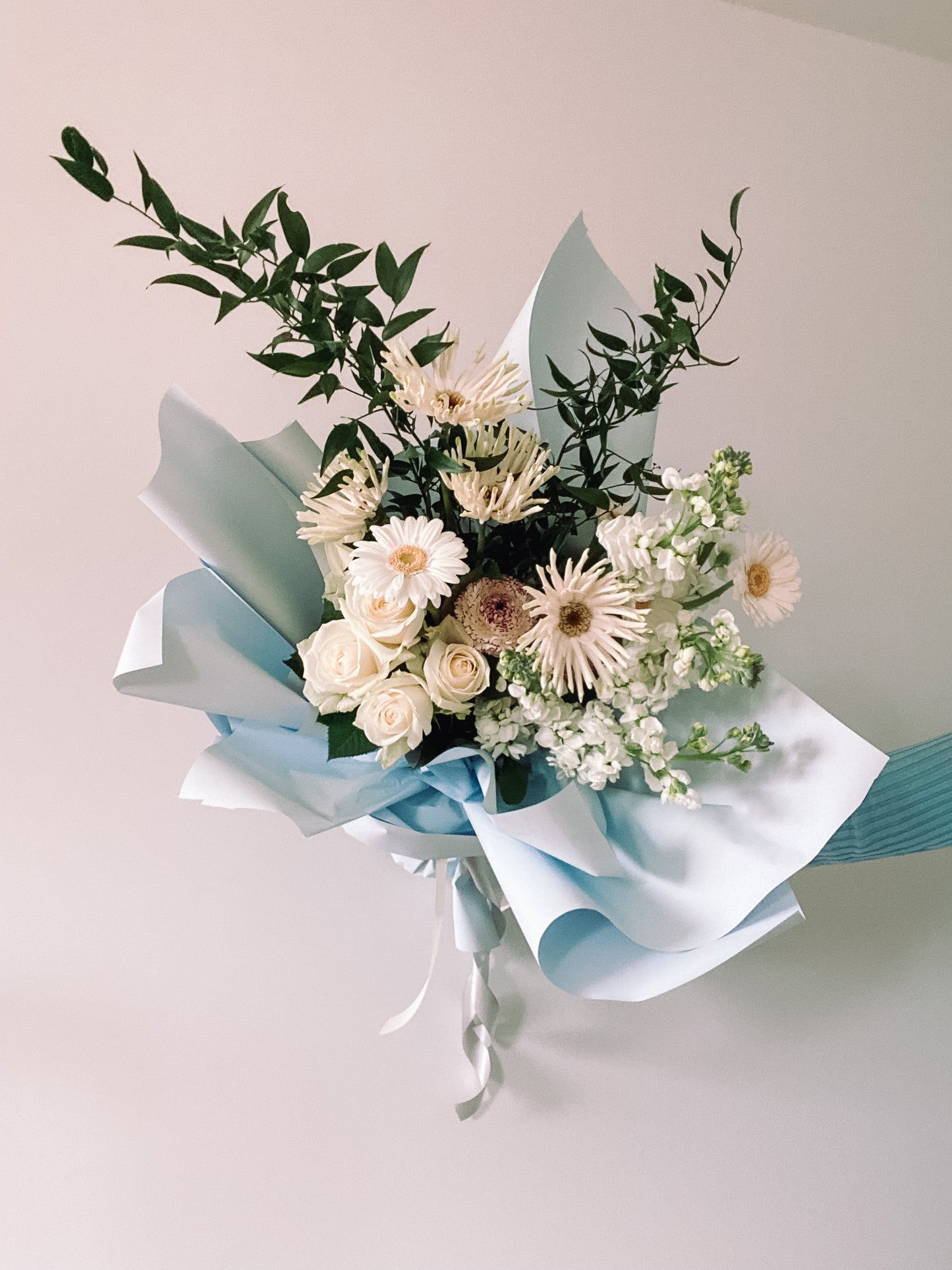 Neutral Bouquet